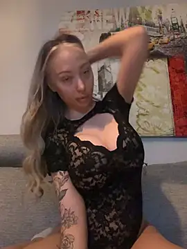 Snapshot of Sannababyy chatting on 03.22.26 Sannababyy online show from 03.22.26