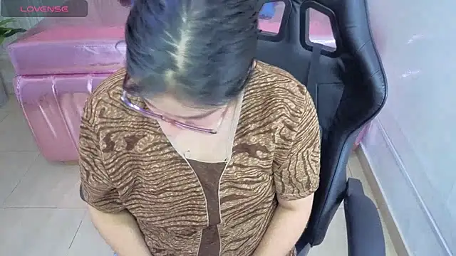 eva smit t online show from 03.24.26