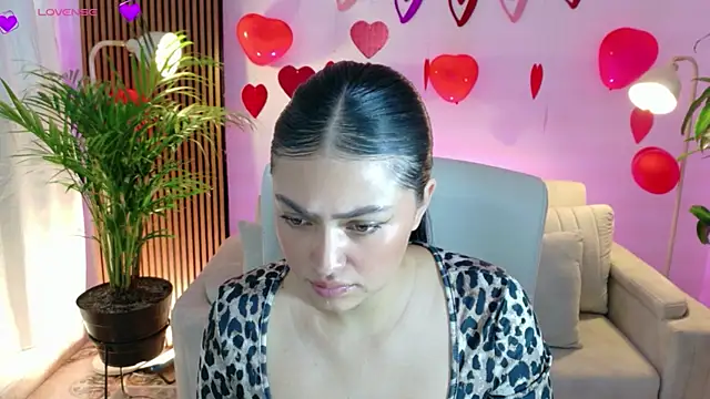 victoria   moon online show from 02.17.26