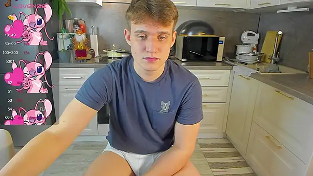 Snapshot of fruitninjaga chatting on 01.12.26 fruitninjaga online show from 01.12.26