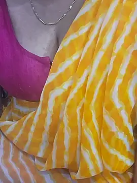 Snapshot of desiriya14 chatting on 02.12.26 desiriya14 online show from 02.12.26