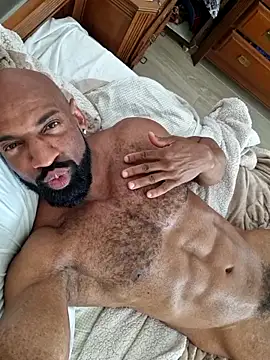 baddblake43 online show from 04.18.26