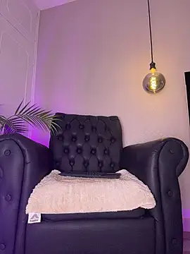 Sophie-velvet online show from 07.12.26