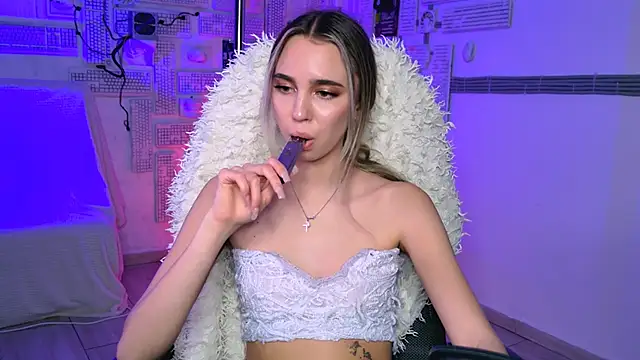 KimPorins online show from 03.18.26