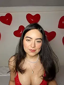 Snapshot of saasha_Petit chatting on 02.10.26 saasha Petit online show from 02.10.26