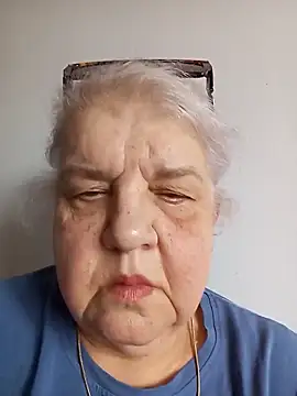 Snapshot of HapinessLovee chatting on 04.20.26 HapinessLovee online show from 04.20.26