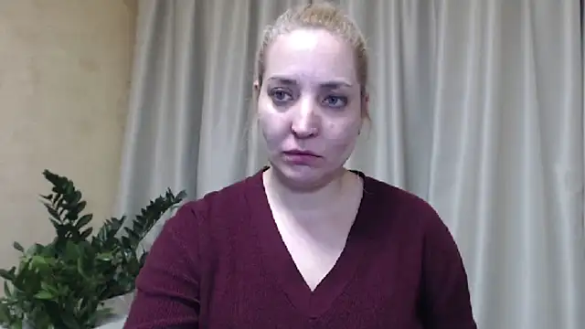 Snapshot of sweetpussy chatting on 03.14.25 sweetpussy online show from 03.14.25