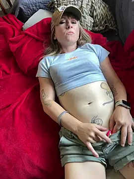 alluringpixie online show from 04.15.26