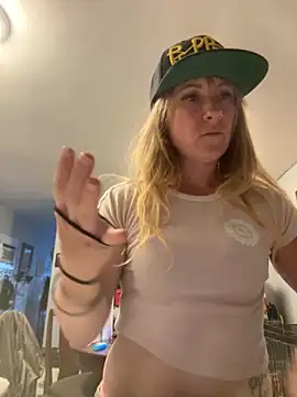 alluringpixie online show from 04.21.26