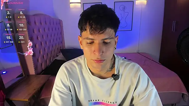 vaalentiino online show from 03.30.26