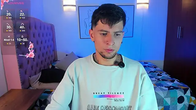 vaalentiino online show from 04.16.26