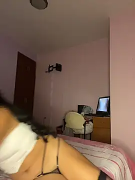  Laurentt  online show from 02.14.26