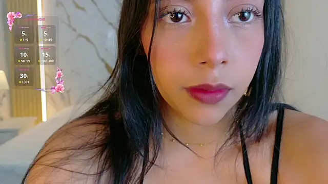 Snapshot of miajonesblowjob chatting on 06.28.26 miajonesblowjob online show from 06.28.26