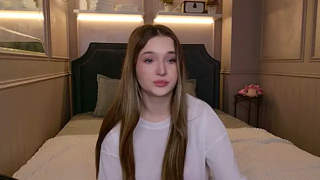 Lina Sinerz online show from 04.11.26