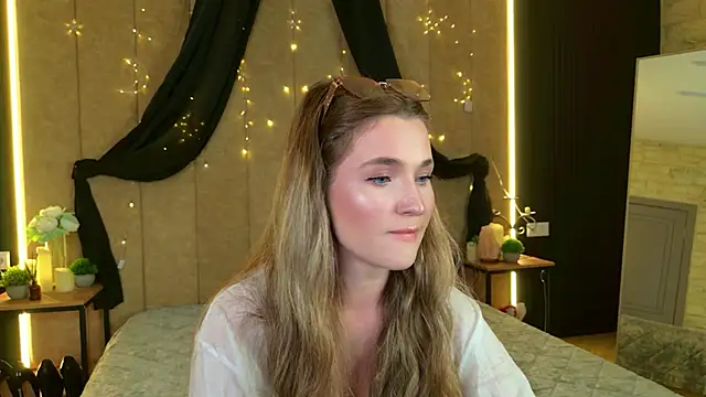 Lina Sinerz online show from 06.10.26