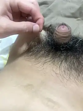 Snapshot of hairylittledic chatting on 07.18.26 hairylittledic online show from 07.18.26