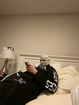 phantom898983 online show from 04.19.26