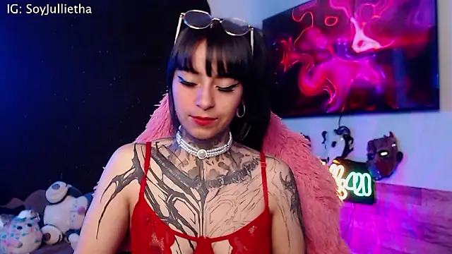 Julls420  online show from 02.13.26