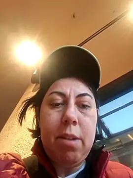 Snapshot of Akrepleyla38 chatting on 02.04.26 Akrepleyla38 online show from 02.04.26