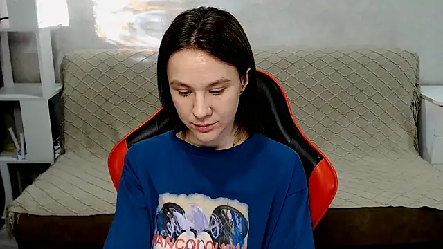 MiaBun1 online show from 01.19.26