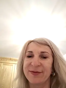 Snapshot of AhlyssaLove1155 chatting on 04.19.26 AhlyssaLove1155 online show from 04.19.26