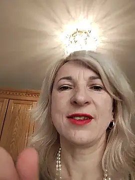 Snapshot of AhlyssaLove1155 chatting on 05.17.26 AhlyssaLove1155 online show from 05.17.26