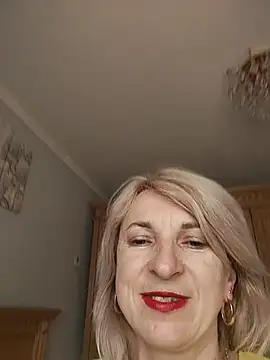AhlyssaLove1155 online show from 06.11.26