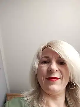 AhlyssaLove1155 online show from 07.15.26