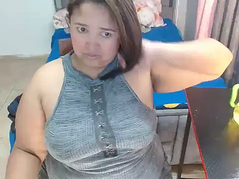 Snapshot of bustyy_juicy chatting on 01.10.26 bustyy juicy online show from 01.10.26
