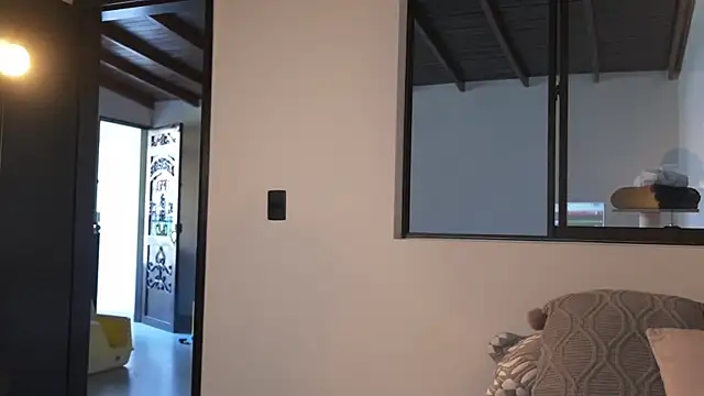 Snapshot of Estefania_Velez chatting on 06.23.26 Estefania Velez online show from 06.23.26