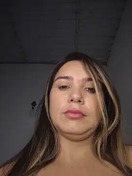 Snapshot of Charlott_smi chatting on 05.18.26 Charlott smi online show from 05.18.26