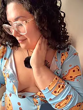 VanesssaMilf  online show from 05.15.26