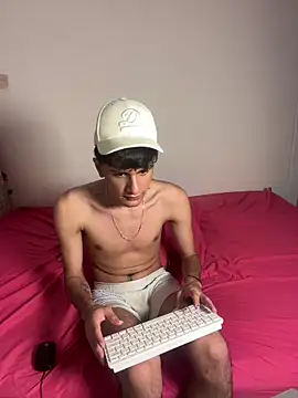 Snapshot of Andycillo chatting on 02.20.26 Andycillo online show from 02.20.26