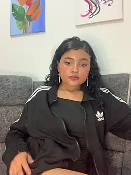 ladulcemary  online show from 02.28.26