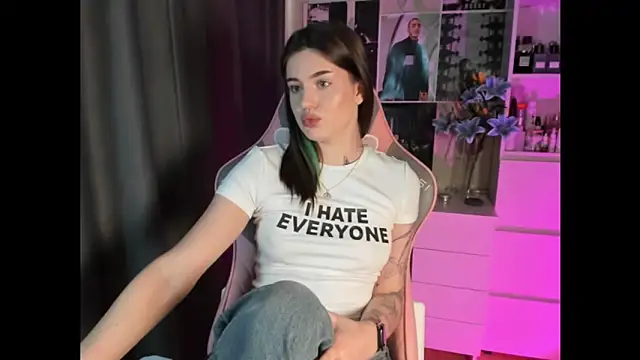 NikkieKitty online show from 03.12.26