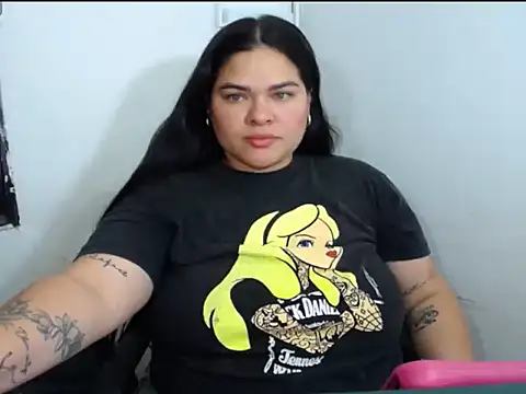 NinaFuentes2X online show from 07.02.26