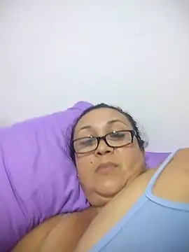 Snapshot of Nini_Love_ chatting on 07.19.26 Nini Love online show from 07.19.26