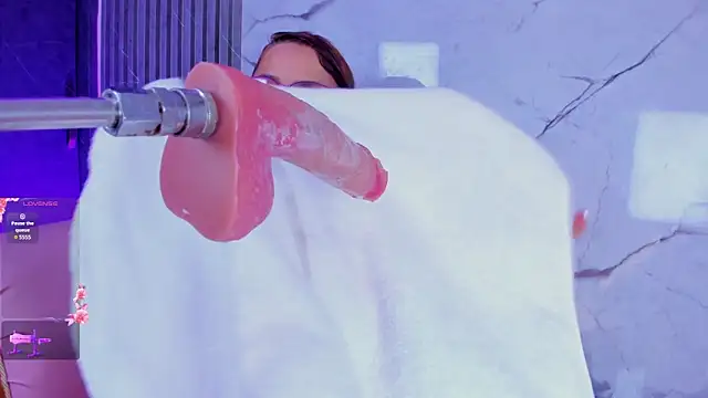 shayra boobs2 online show from 04.01.26