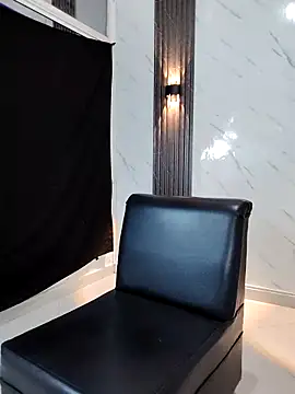 CaramelDesire online show from 04.18.26