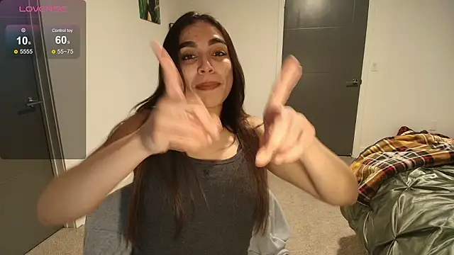 Snapshot of MilaSeren chatting on 02.06.26 MilaSeren online show from 02.06.26