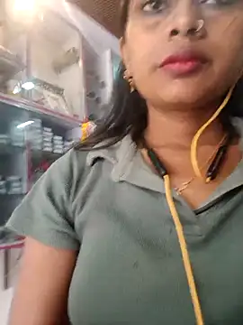 nehakapoor89 online show from 02.20.26