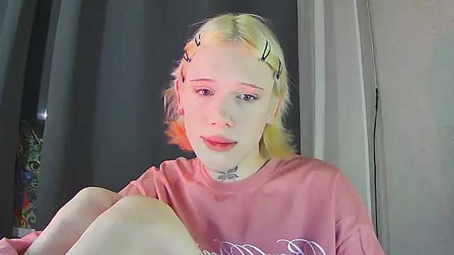 Snapshot of polimun chatting on 02.06.26 polimun online show from 02.06.26