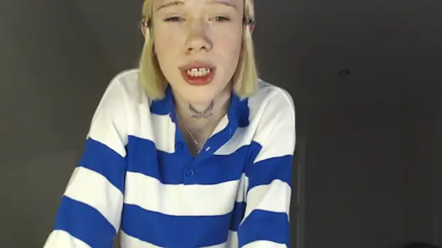 Snapshot of polimun chatting on 02.14.26 polimun online show from 02.14.26