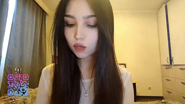 Qwami Amie online show from 02.12.26