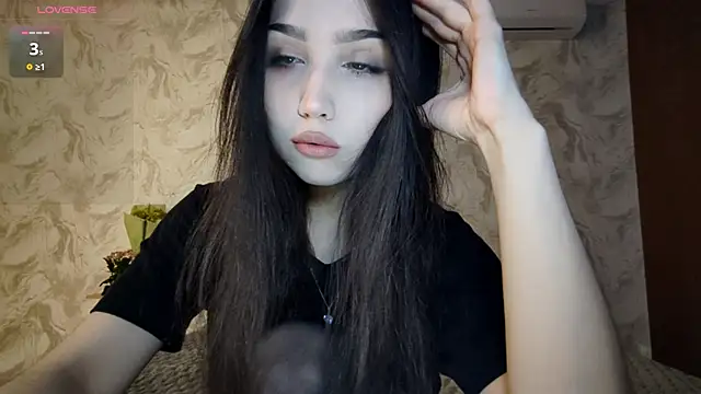 Qwami Amie online show from 03.20.26