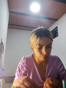 Snapshot of Evangeline_Bonnet chatting on 03.22.26 Evangeline Bonnet online show from 03.22.26