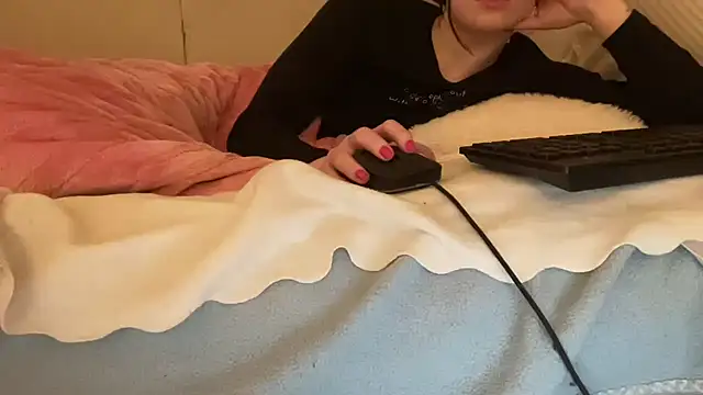 ijustturned18today online show from 02.16.26