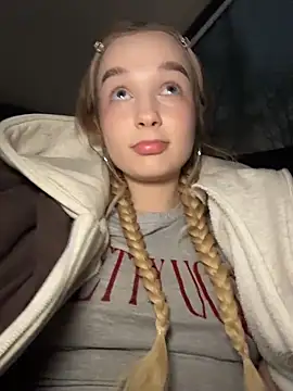 -teenytiny- online show from 02.11.26