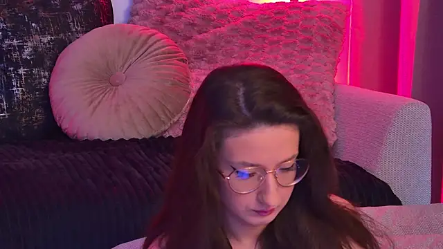 TheaMalekoo online show from 02.16.26