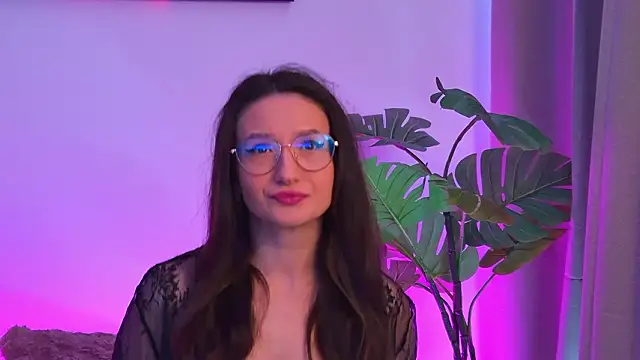 TheaMalekoo online show from 03.14.26